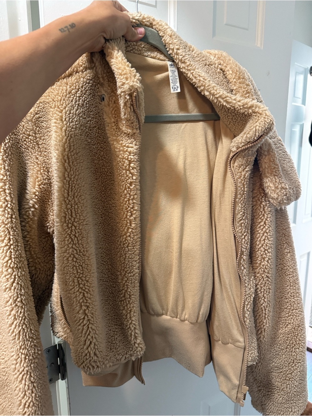 ALO Sherpa - Beige jacket small